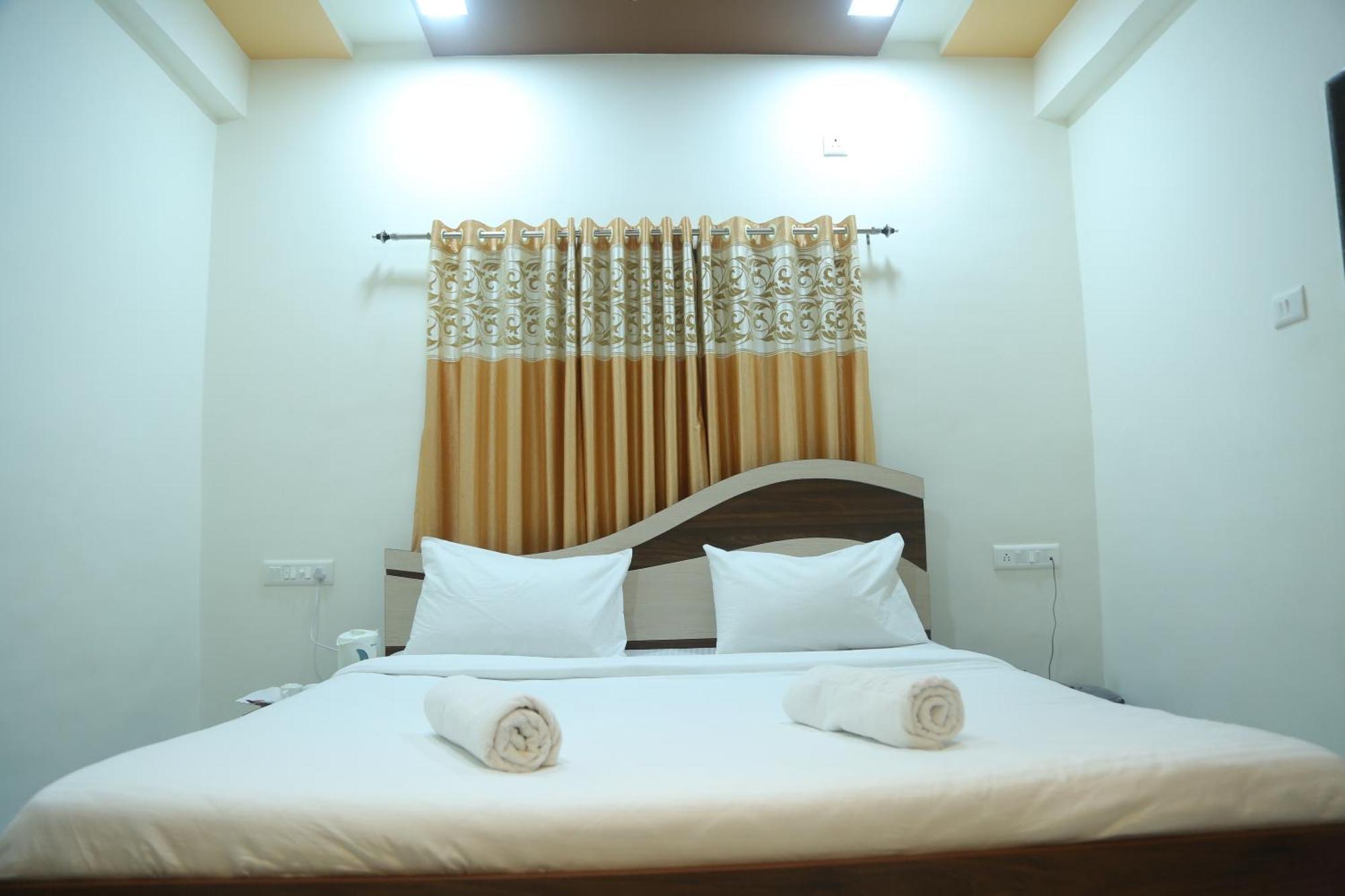 Rudraksh Nagthane Satara Exterior photo