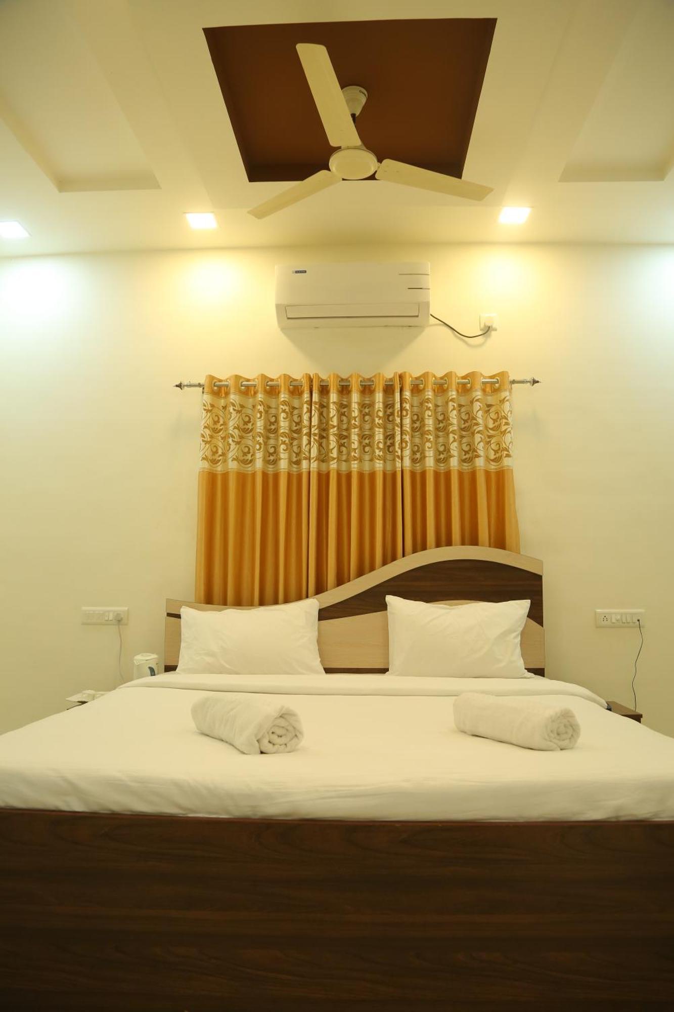 Rudraksh Nagthane Satara Exterior photo